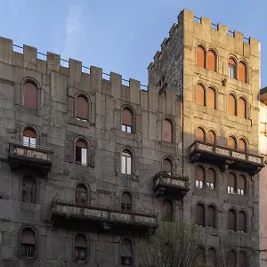 Interno In Un Castello Storico In Centro Appartamento Milano